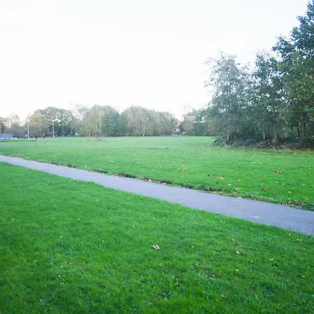 2Ndhomestays Willenhall: Spacious 3-Bed Garden House Near M6 Exterior photo