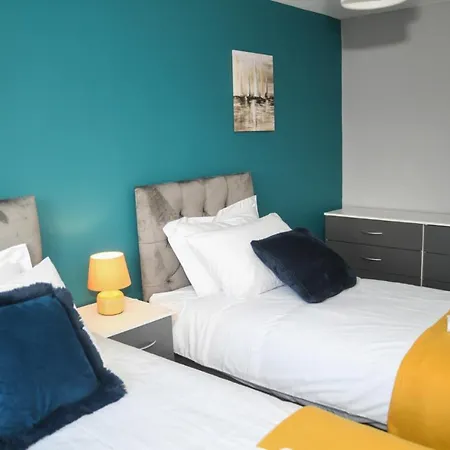 2Ndhomestays Willenhall: Spacious 3-Bed Garden House Near M6 Exterior photo